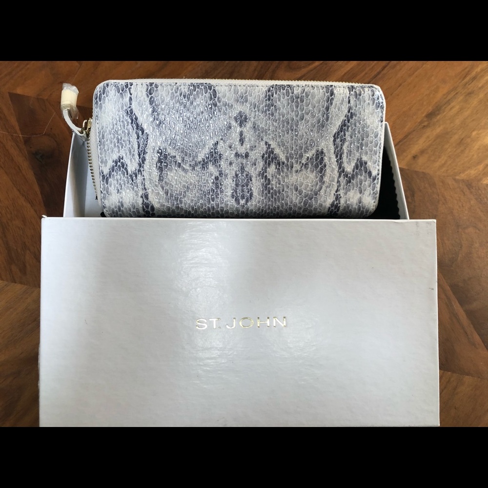 St. John Wallet